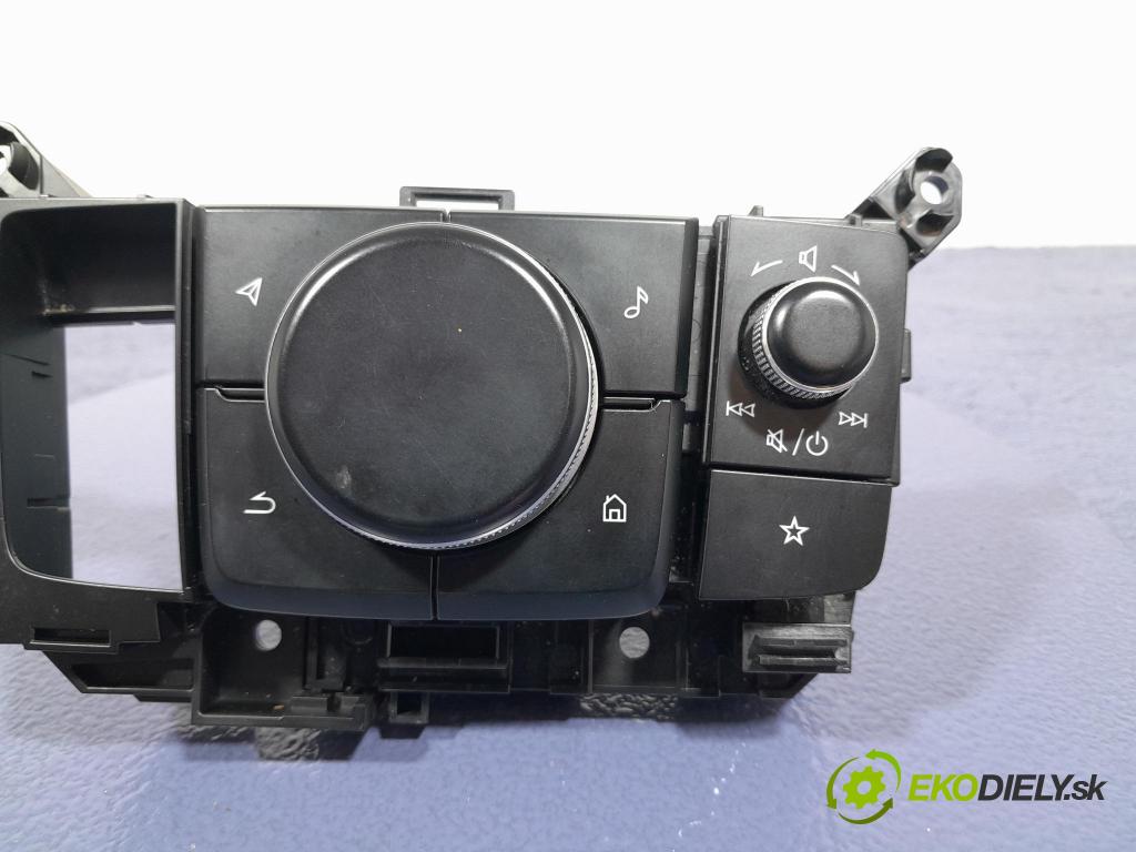Mazda 3 2021 prepínač Rádio: Navigacia: BDGF 66 CM0
