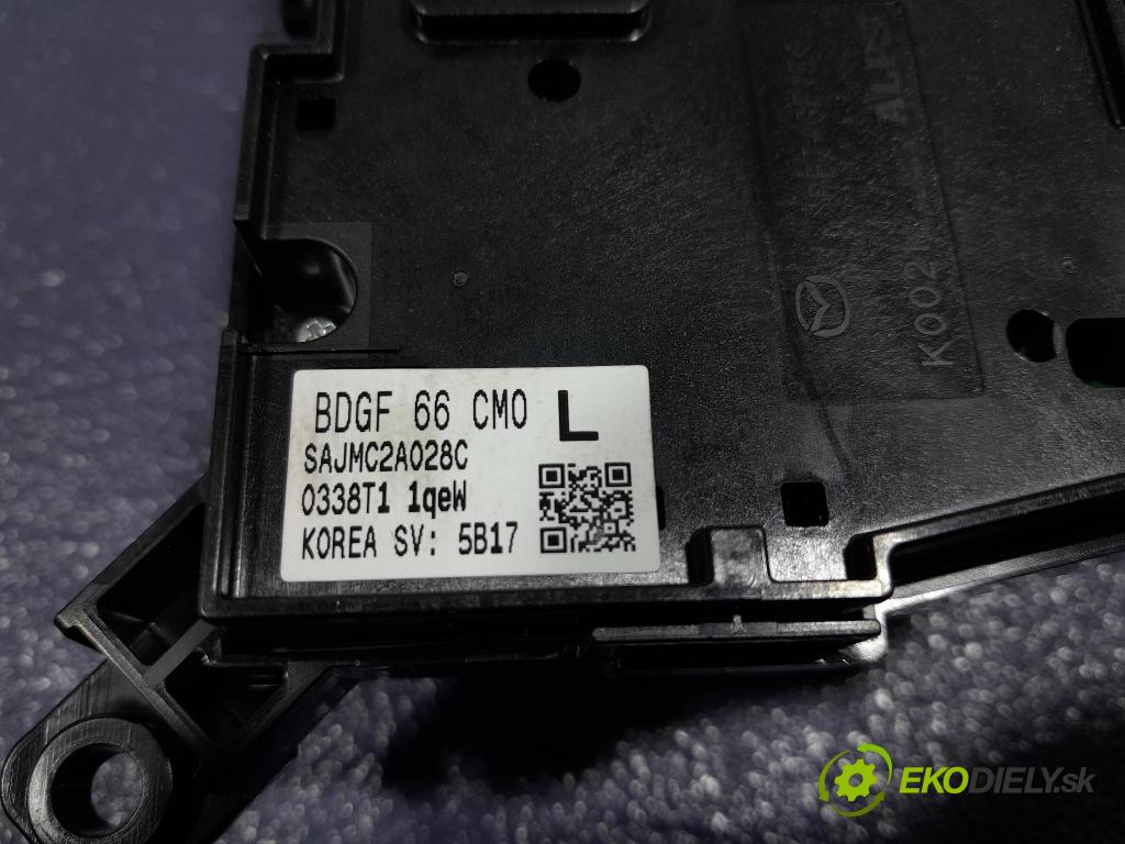 Mazda 3 2021 Přepínač Radio Navigace BDGF 66 CM0