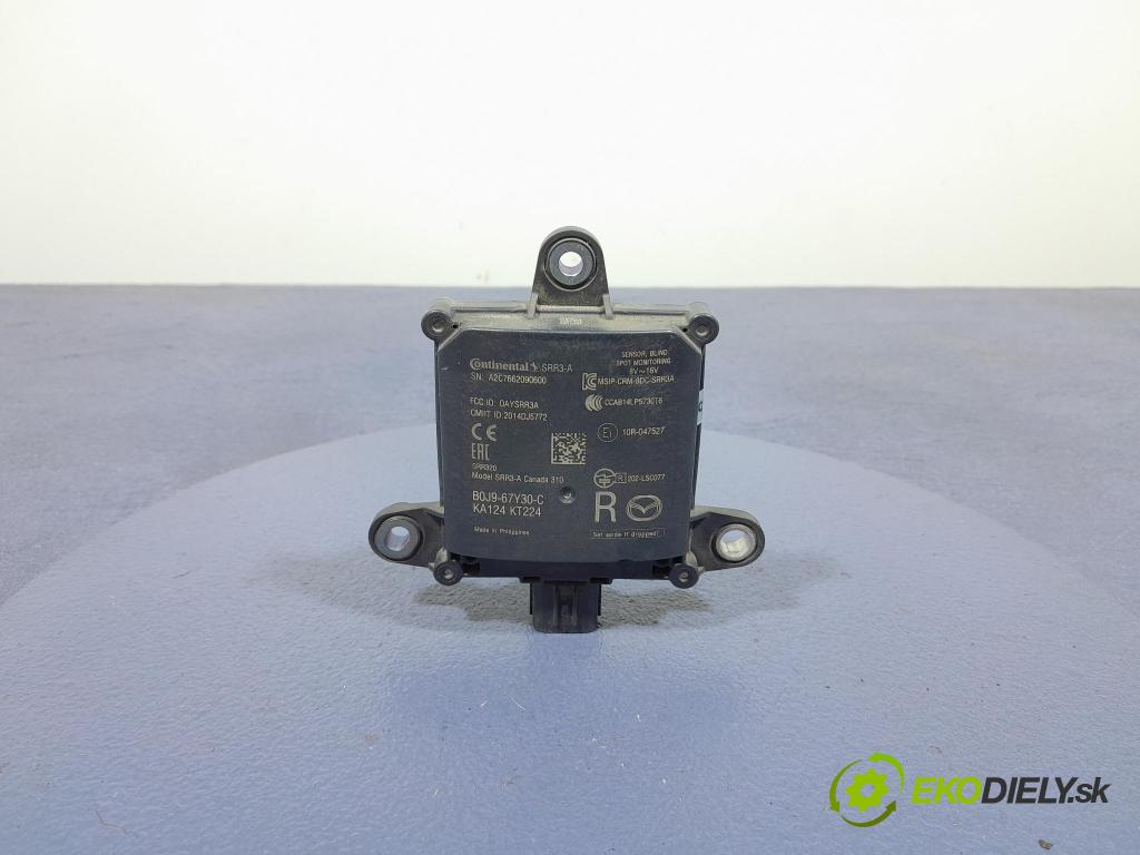 Mazda 3 2021 Radar: B0J9-67Y30-C