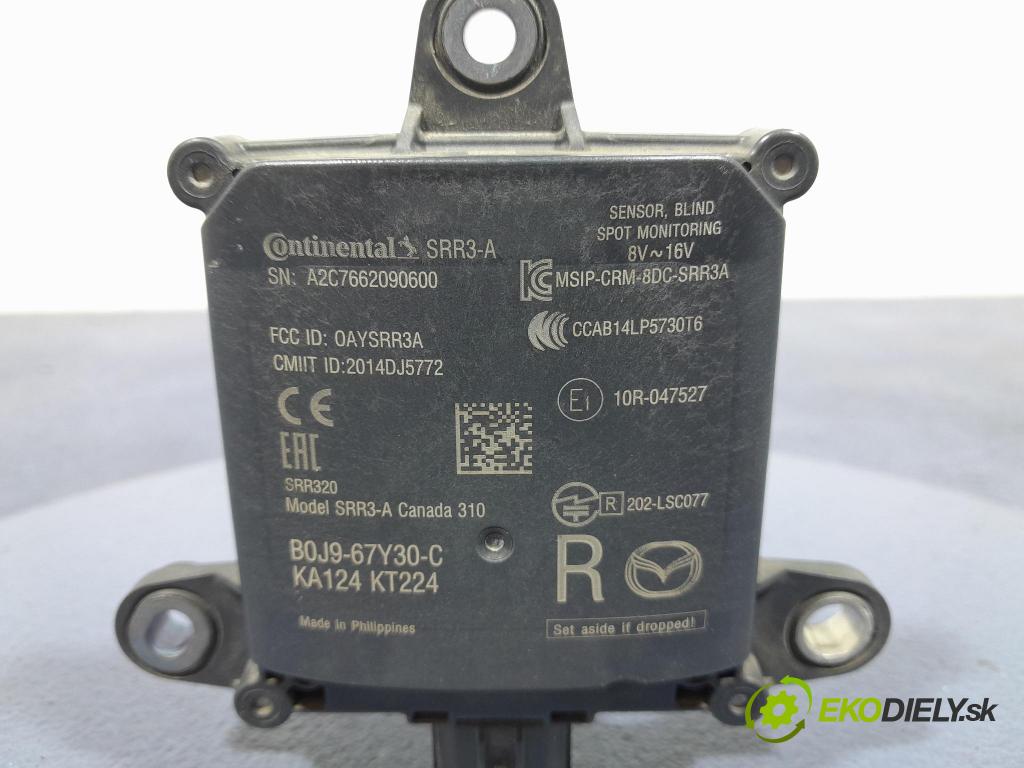 Mazda 3 2021 Radar: B0J9-67Y30-C