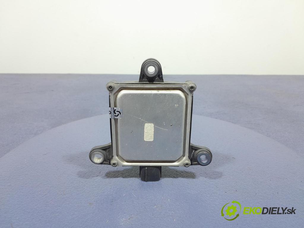 Mazda 3 2021 Radar: B0J9-67Y30-C