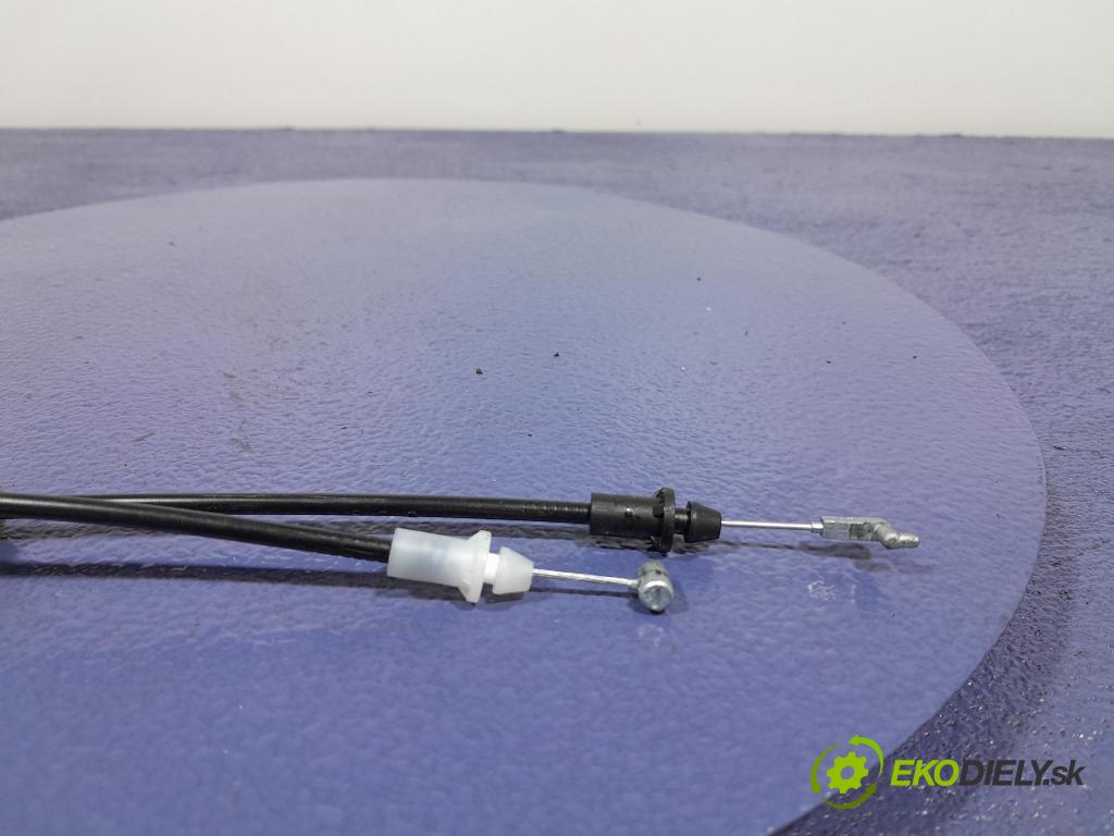 Mazda 3 2021 zámok dvere Predné Vľavo: