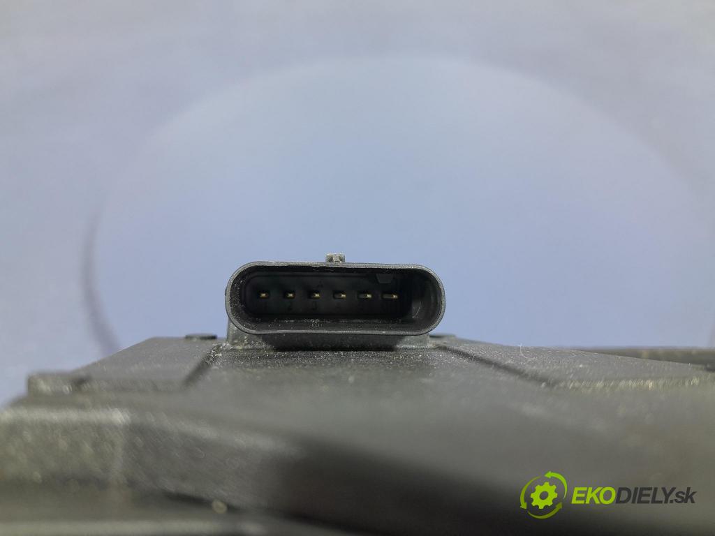 Mercedes S-klasa 2021 pedal Plyn: A2233000100