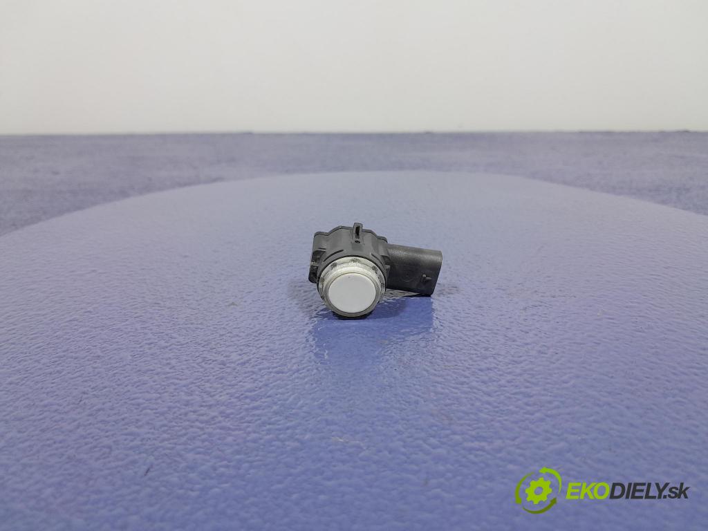 Mazda 3 2021 snímač / řídící jednotka PDC B0J8 67UC1