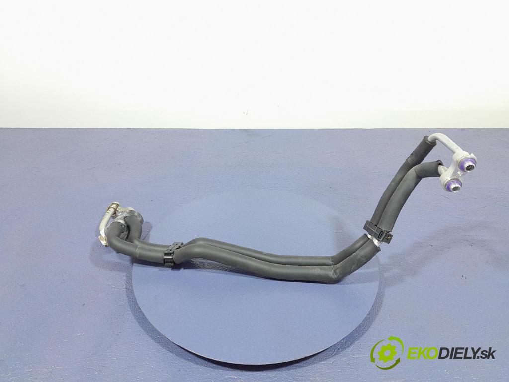 Mercedes S-klasa 2021 rúrka Klimatizácia: A2238304402