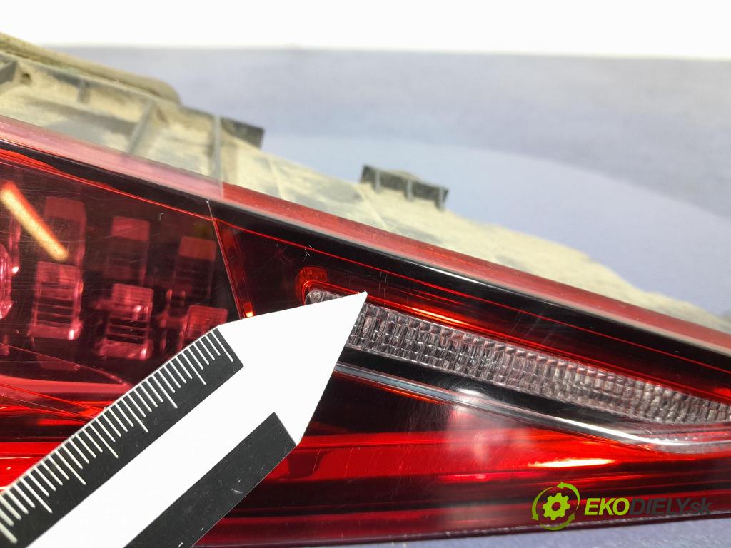 Mercedes S-klasa 2021 světlo Zad: levá Uvnitř A2239062900