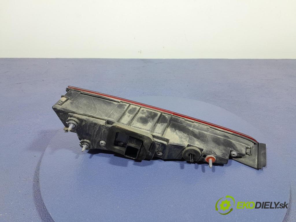 Mercedes S-klasa 2021 svetlo / reflektor zad Prava: Vnútri: A2239063000