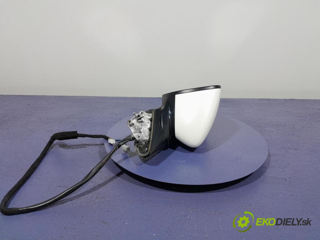 Mazda 3 2021 zrkadlo Vľavo: 045562