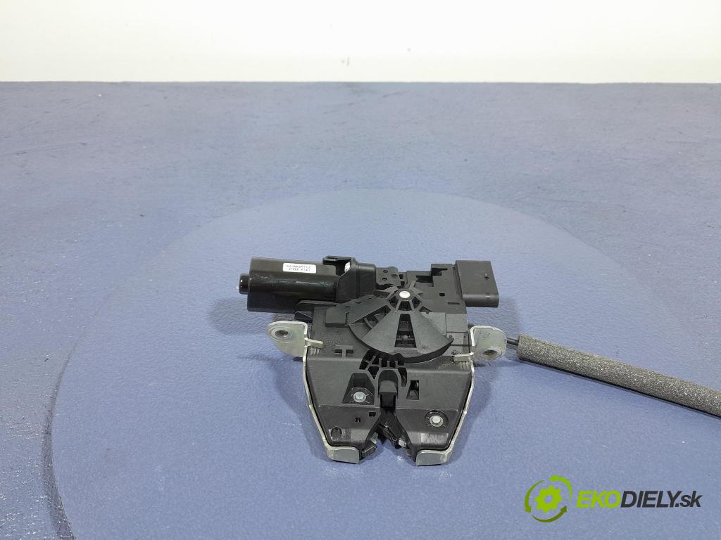 Mercedes S-klasa 2021 zámok Klapky: kufra: A2317500085