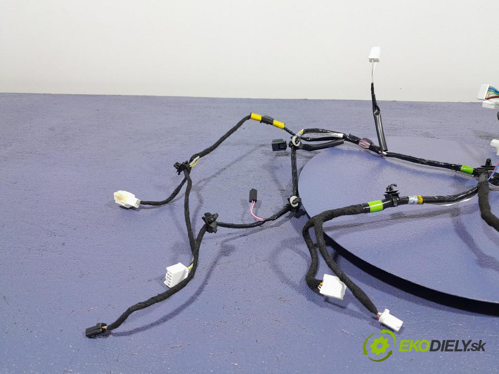 Mazda 3 2021 instalace Elektrický: BERJ-67-A30