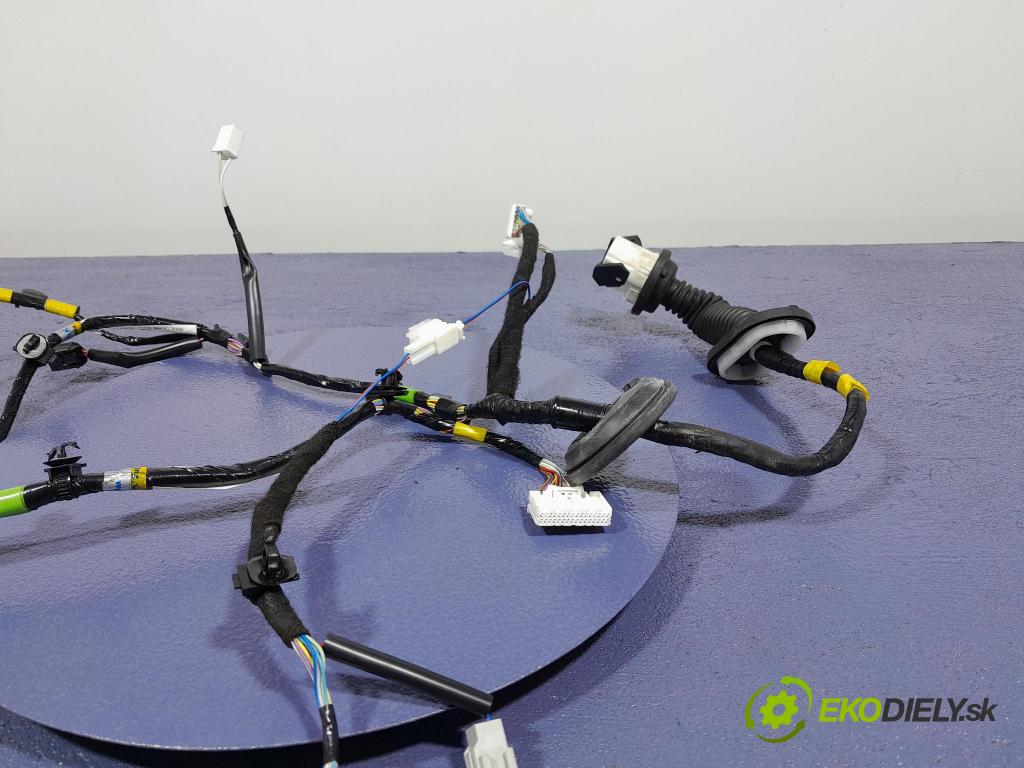 Mazda 3 2021 instalace Elektrický: BERJ-67-A30