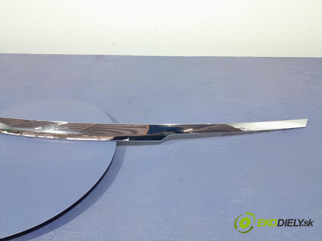 Mercedes S-klasa 2021 lišta kufr A2237572200