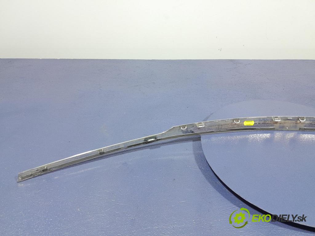 Mercedes S-klasa 2021 lišta kufr A2237572200