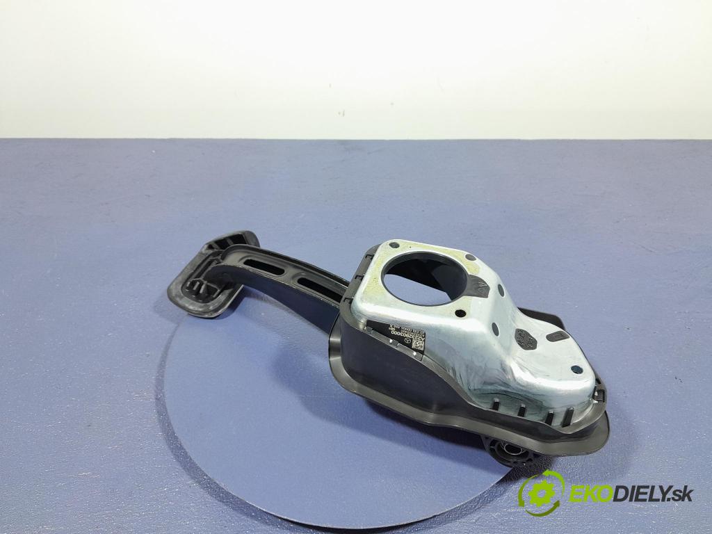 Mercedes S-klasa 2021 pedále A2232903000