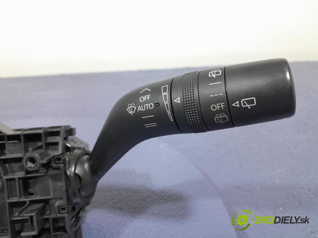 Mazda 3 2021 prepínač Komplex: BDENA 1F