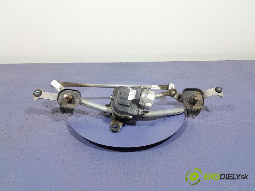 Mazda 3 2021 mechanizmus motor: Stierače: Predné