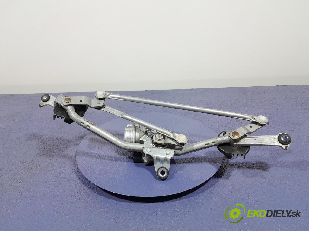 Mazda 3 2021 mechanizmus motor: Stierače: Predné