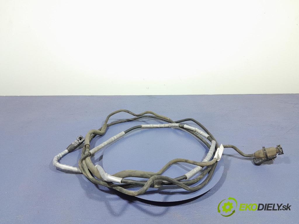 Mercedes S-klasa 2021 rúrka paliva A2234706001