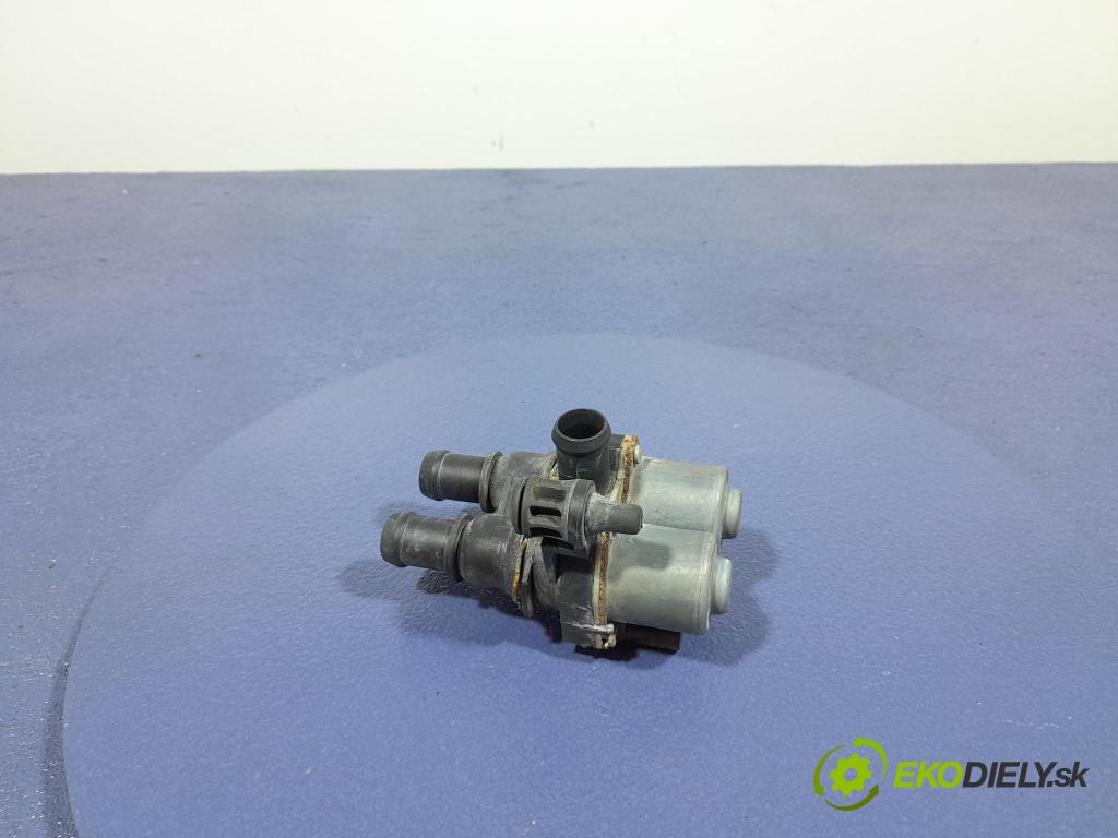 Mercedes S-klasa 2021 ventil Ohrievač: A0009820617