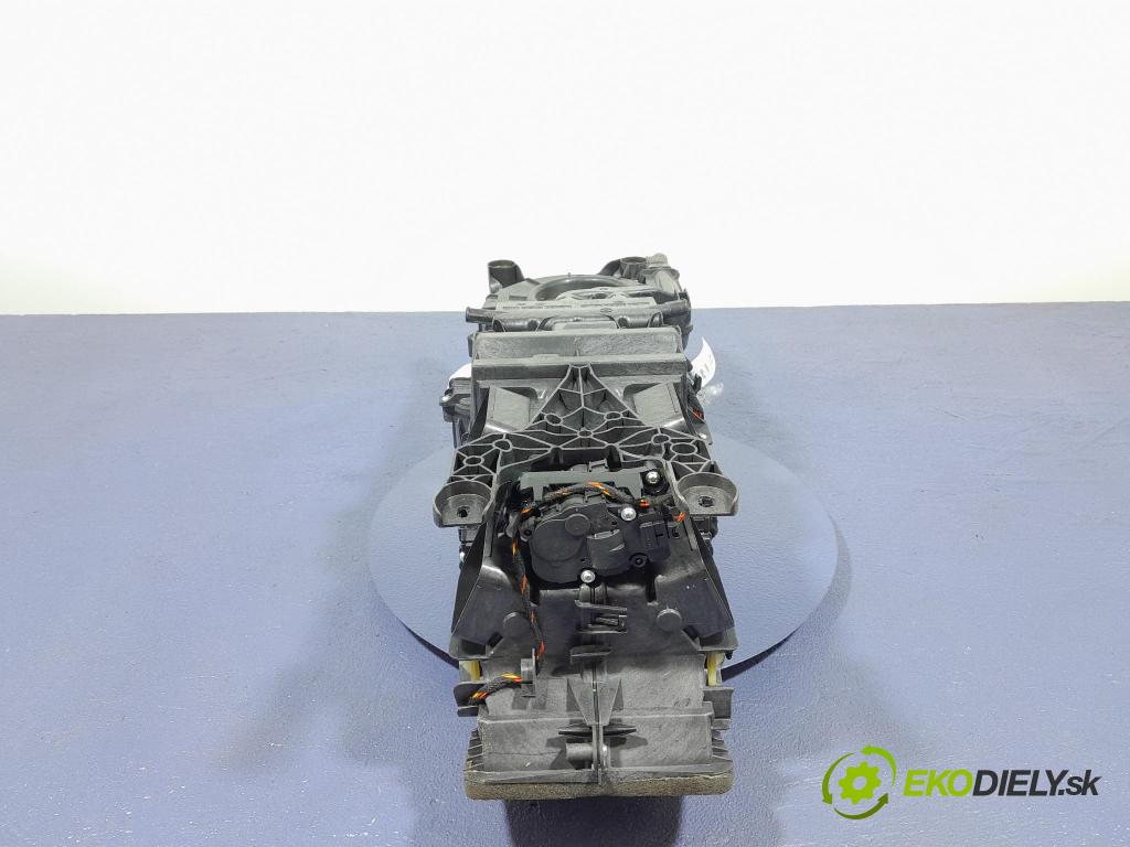 Mercedes S-klasa 2021 radiator A2238300000