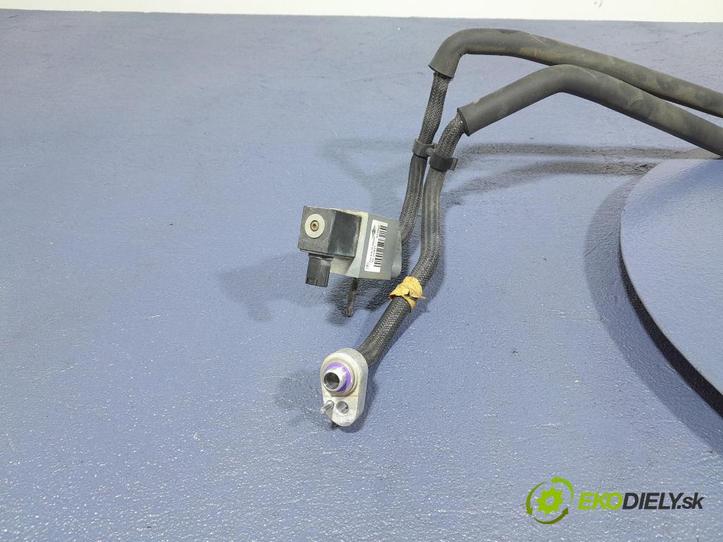 Mercedes S-klasa 2021 rúrka Klimatizácia: A2238304702