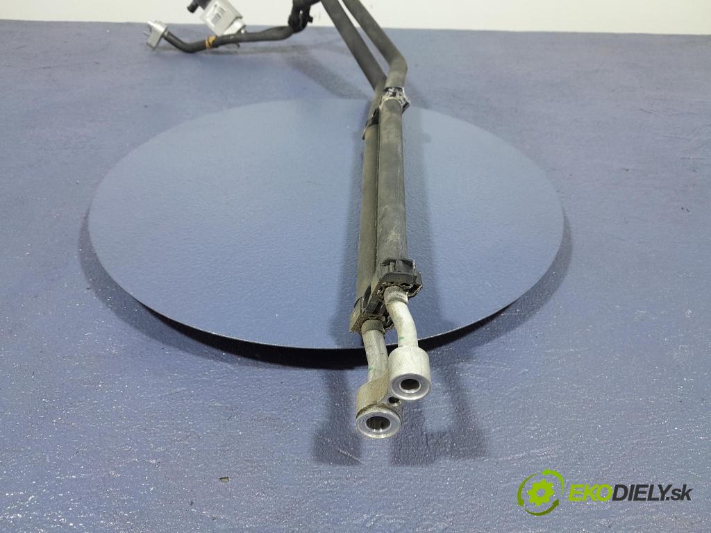 Mercedes S-klasa 2021 rúrka Klimatizácia: A2238304702