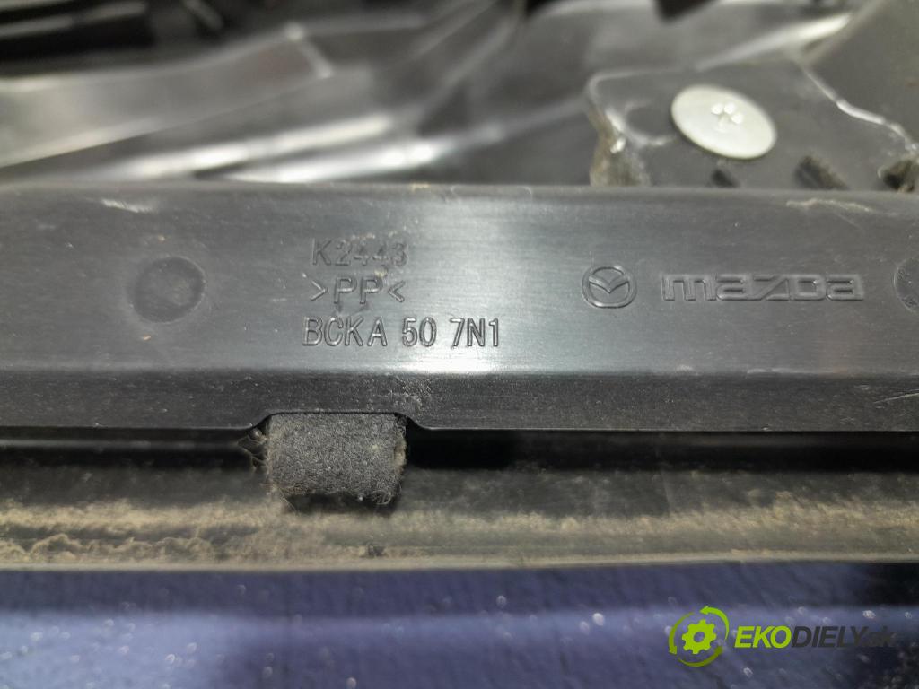 Mazda 3 2021 torpédo 