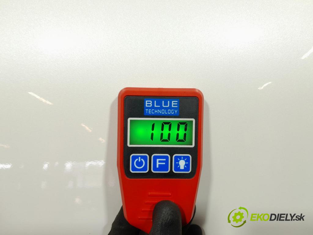 Mazda 3 2021 dvere Predné Vľavo: