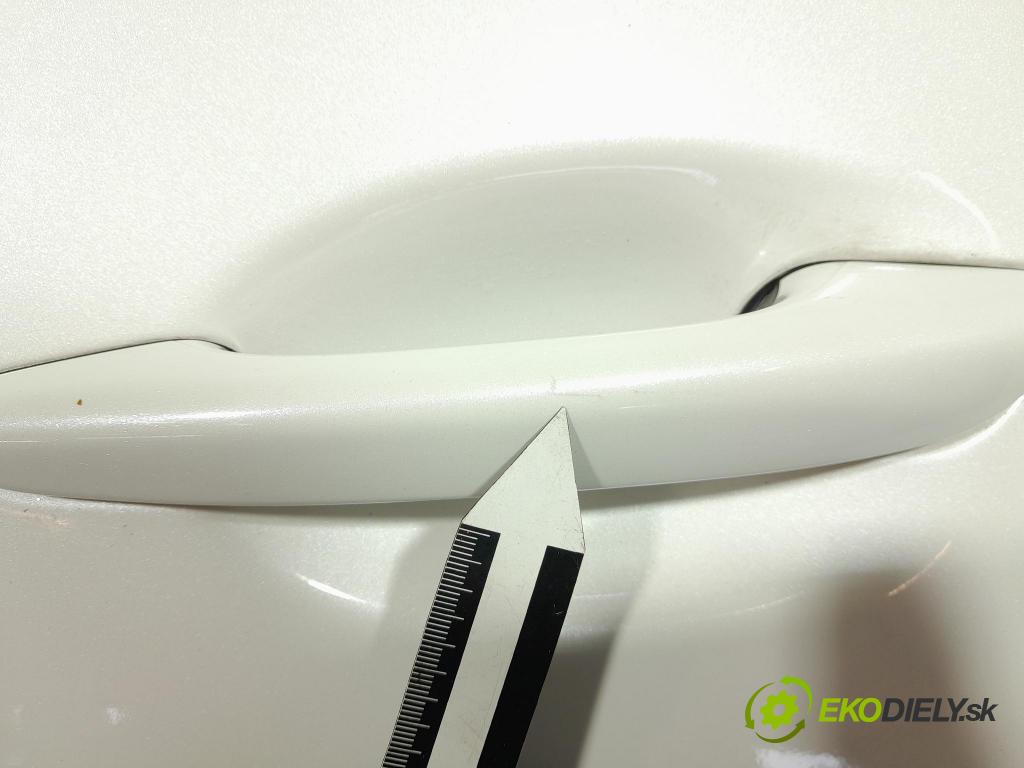 Mazda 3 2021 dveře Zad: Vlevo, odjet: