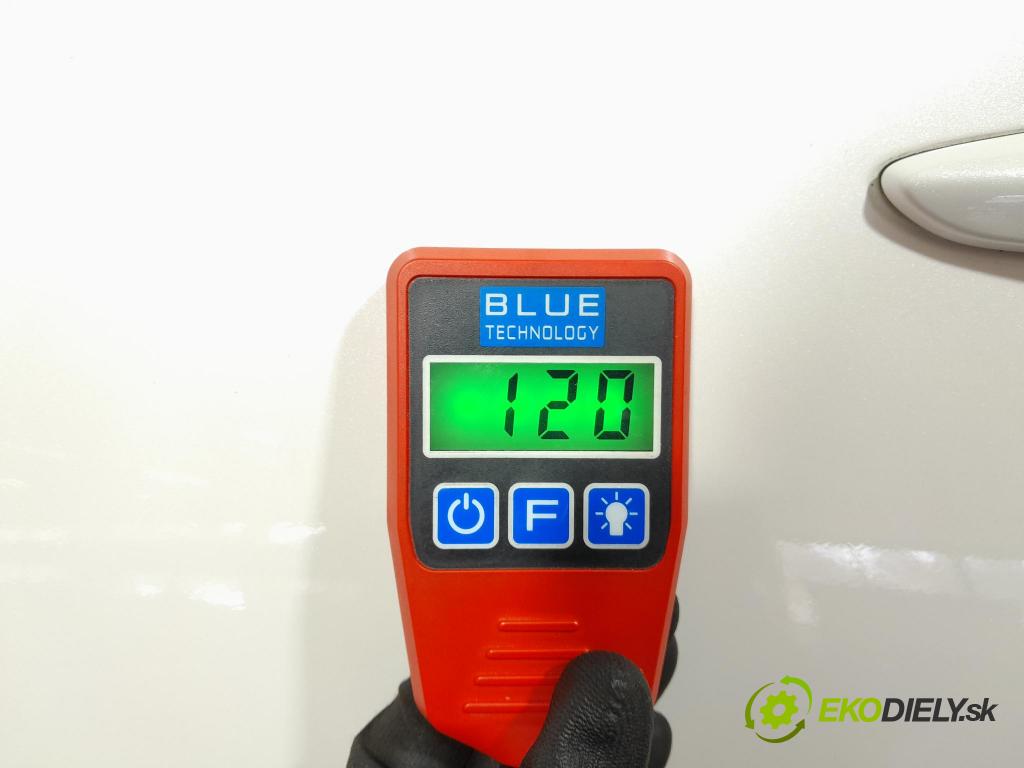 Mazda 3 2021 dveře Zad: Vlevo, odjet: 