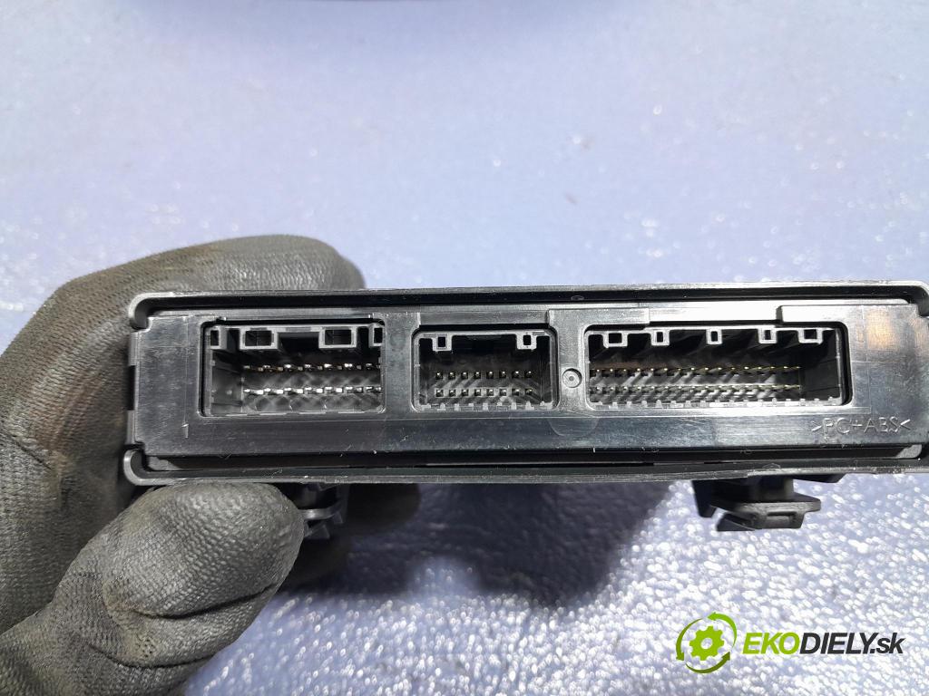 Mazda 3 2021 riadiaca jednotka BCKA 675MO F