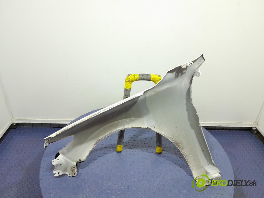 Mazda 3 2021 blatnik před v pravo: 