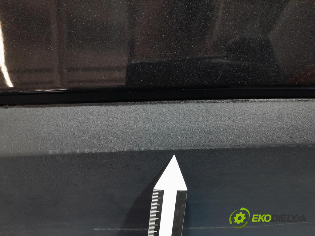 Jeep Cherokee 2016 dveře Zad: Vlevo, odjet: