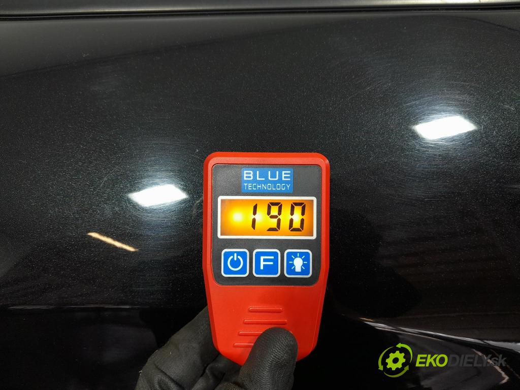 Jeep Cherokee 2016 dveře Zad: Vlevo, odjet: