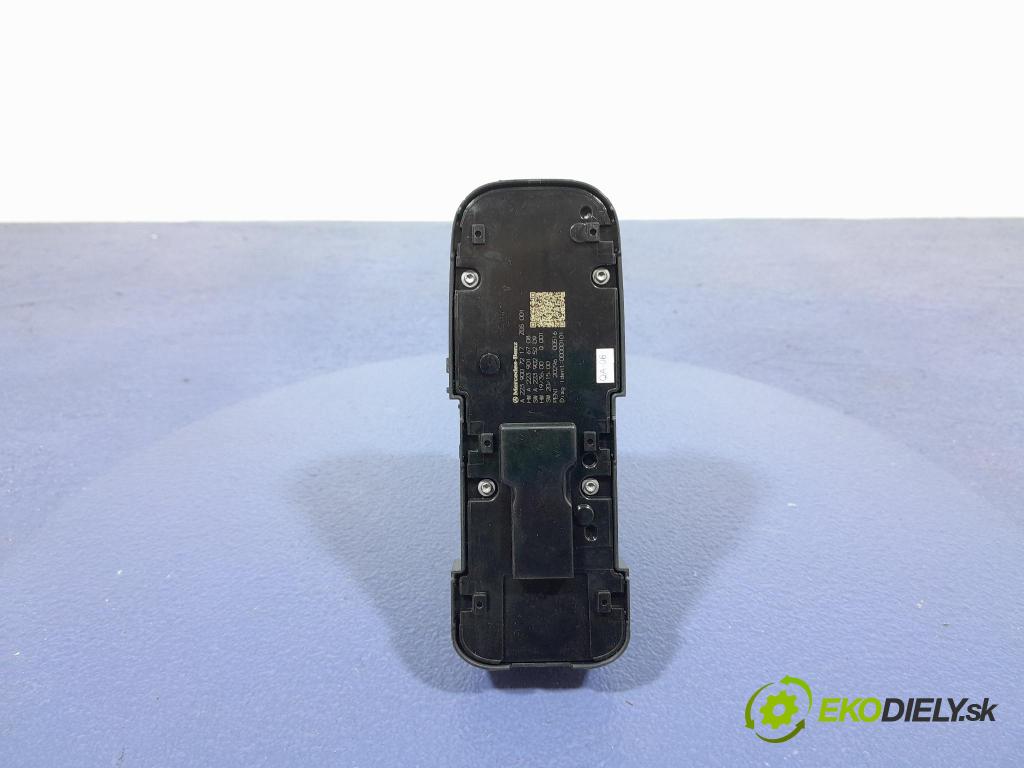 Mercedes S-klasa 2021 prepínač Okná: A2239007217