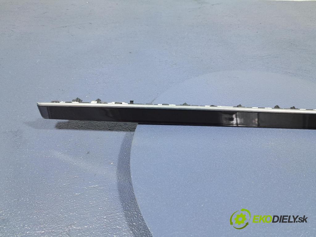 Mercedes S-klasa 2021 lišta Dekoratívne: Vnútri: A2239007219