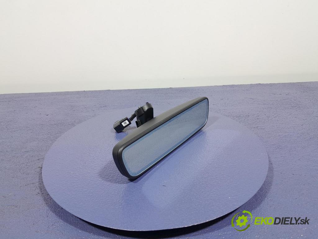 Mazda 3 2021 zrkadlo Vnútri: BELG-69220