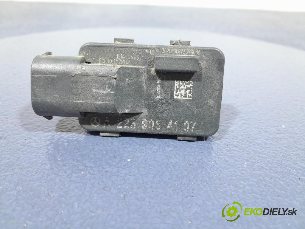 Mercedes S-klasa 2021 riadiaca jednotka A2239054107