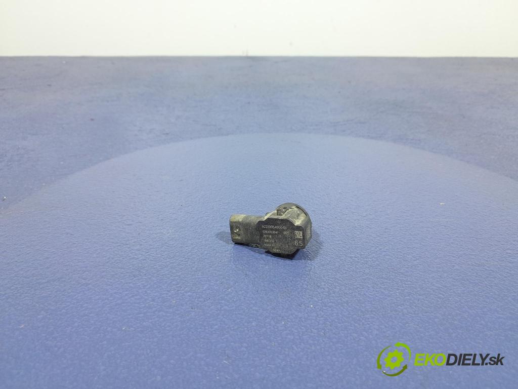 Mercedes S-klasa 2021 snímač / riadiaca jednotka PDC A2239054000