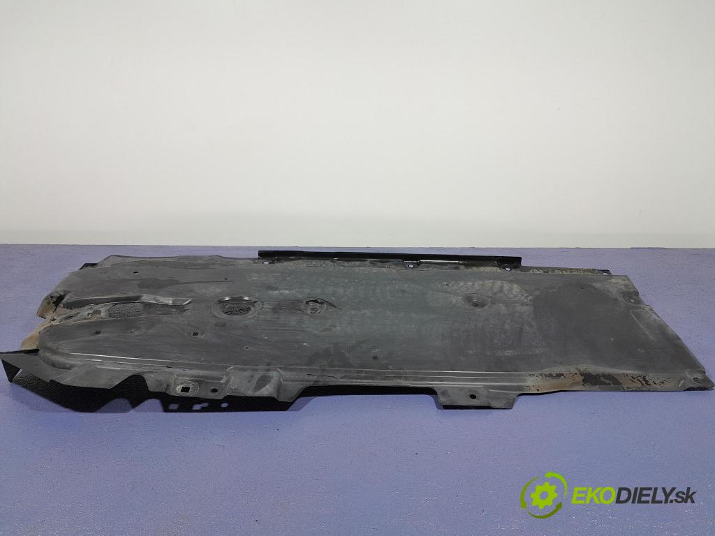 Mazda 3 2021 kryt Plast: podvozek: BCJH-563H1