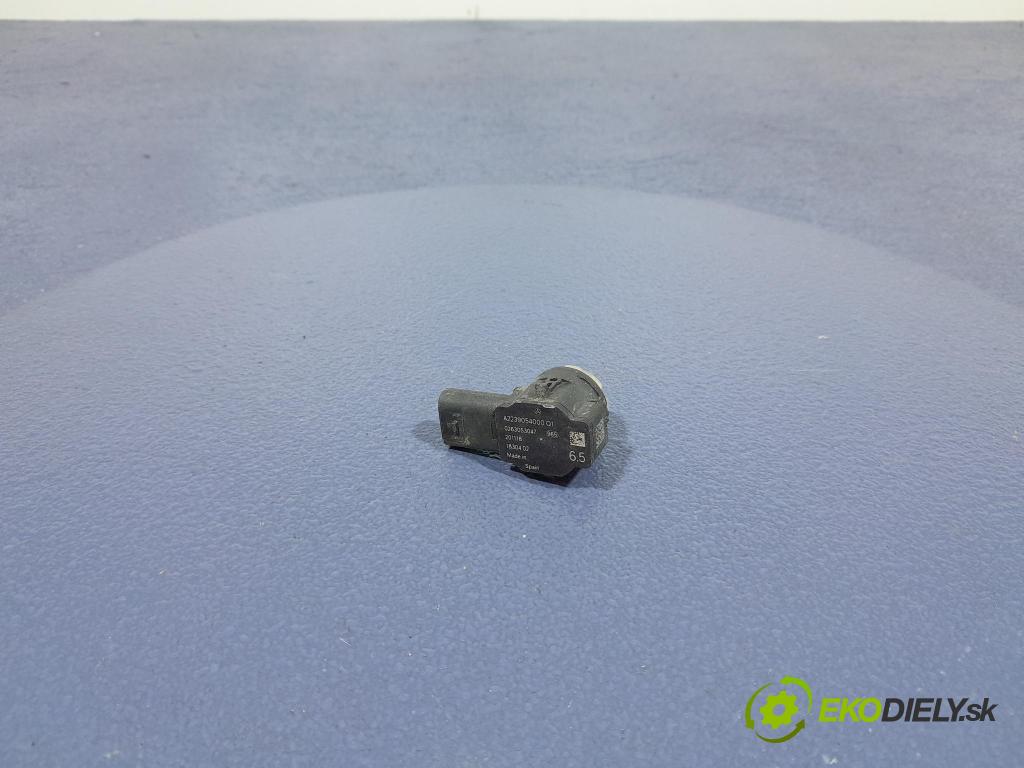 Mercedes S-klasa 2021 snímač / riadiaca jednotka PDC A2239054000