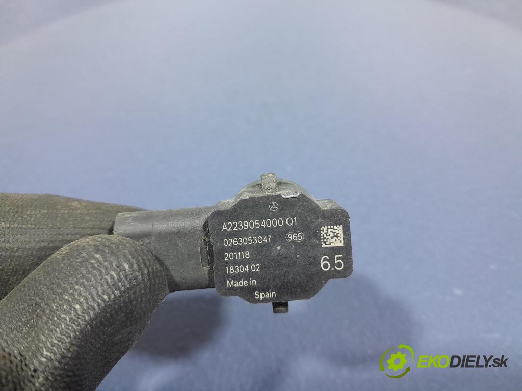 Mercedes S-klasa 2021 snímač / riadiaca jednotka PDC A2239054000