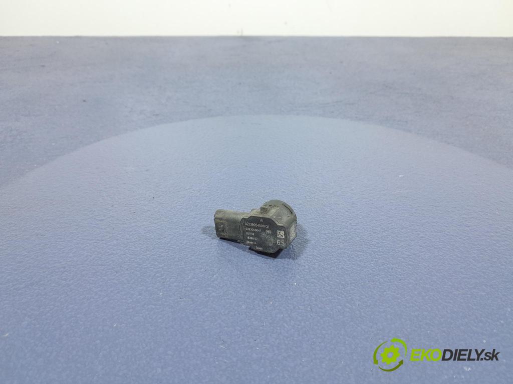 Mercedes S-klasa 2021 snímač / riadiaca jednotka PDC A2239054000