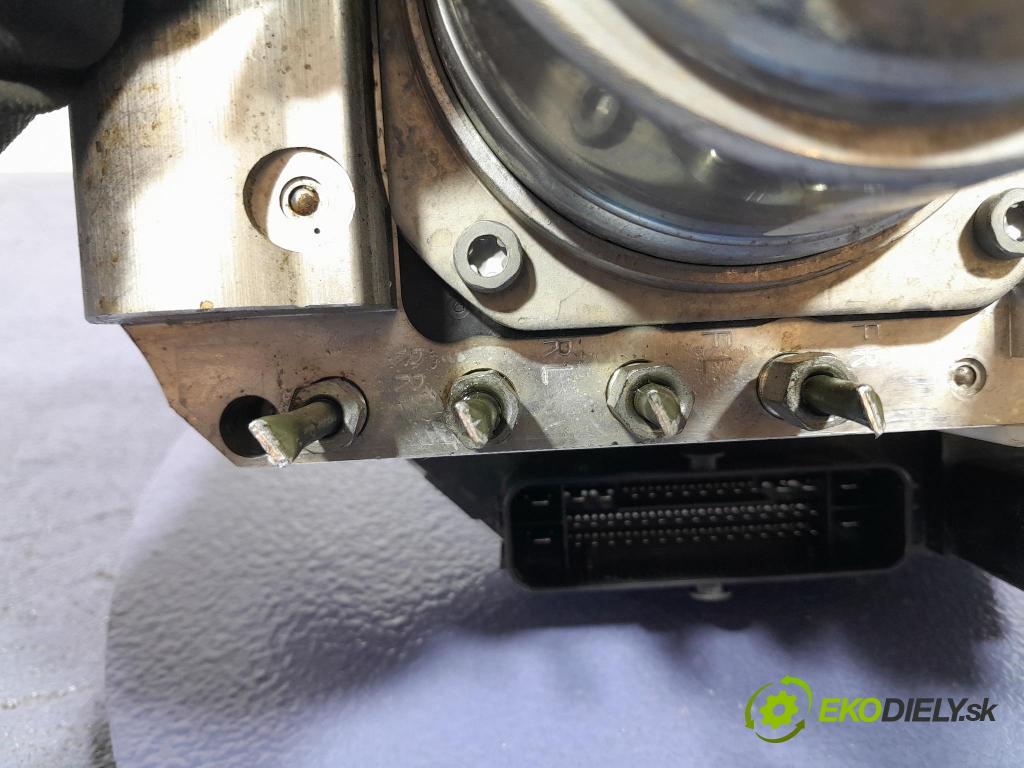 Mazda 3 2021 čerpadlo ABS x BDMC439A0C