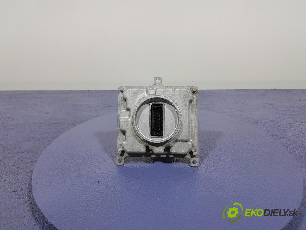 Mazda 3 2021 měnič B0J8-67890