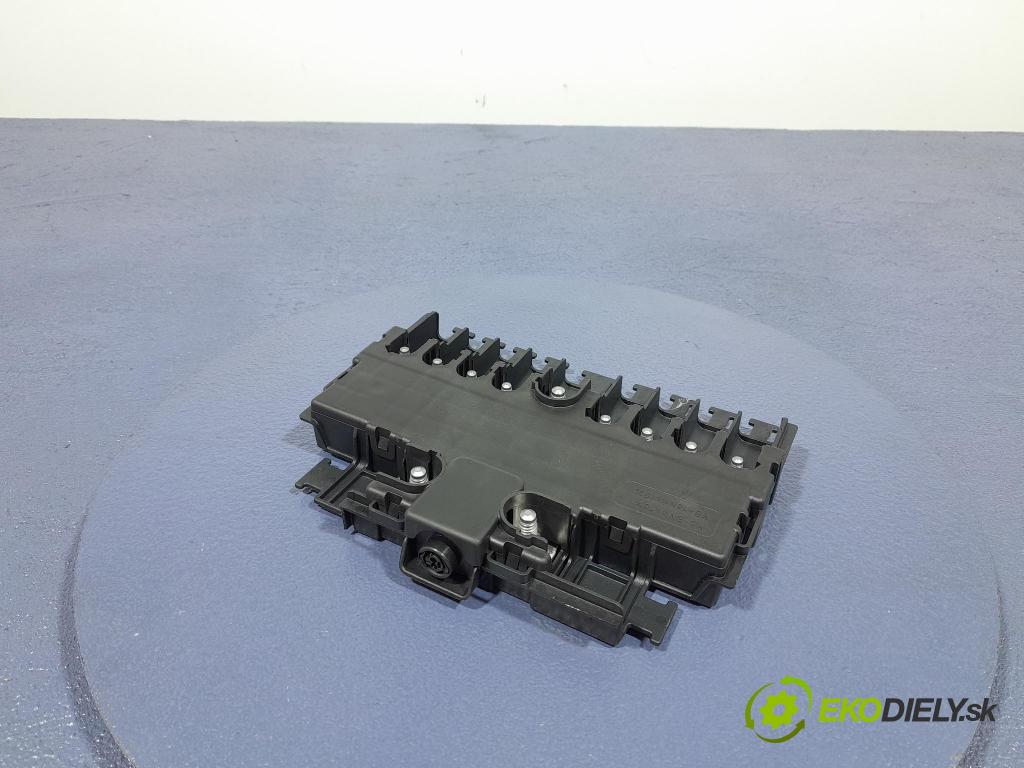 Mercedes S-klasa 2021 instalace Elektrický: A2235408344