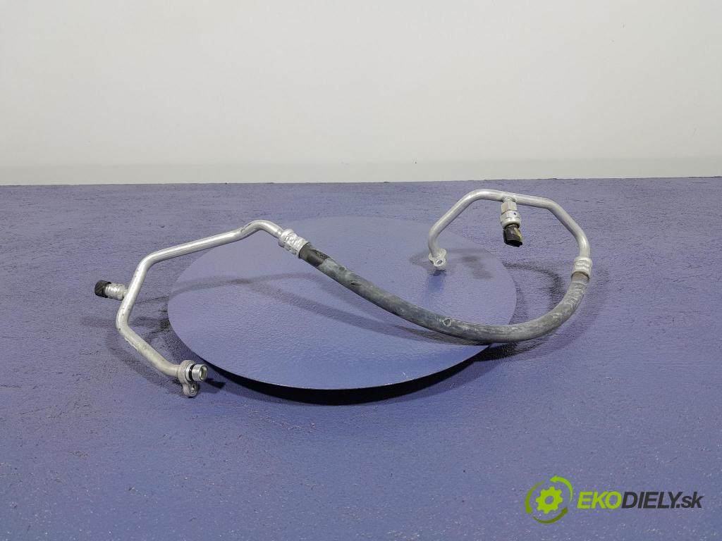 Mazda 3 2021 rúrka Klimatizácia: