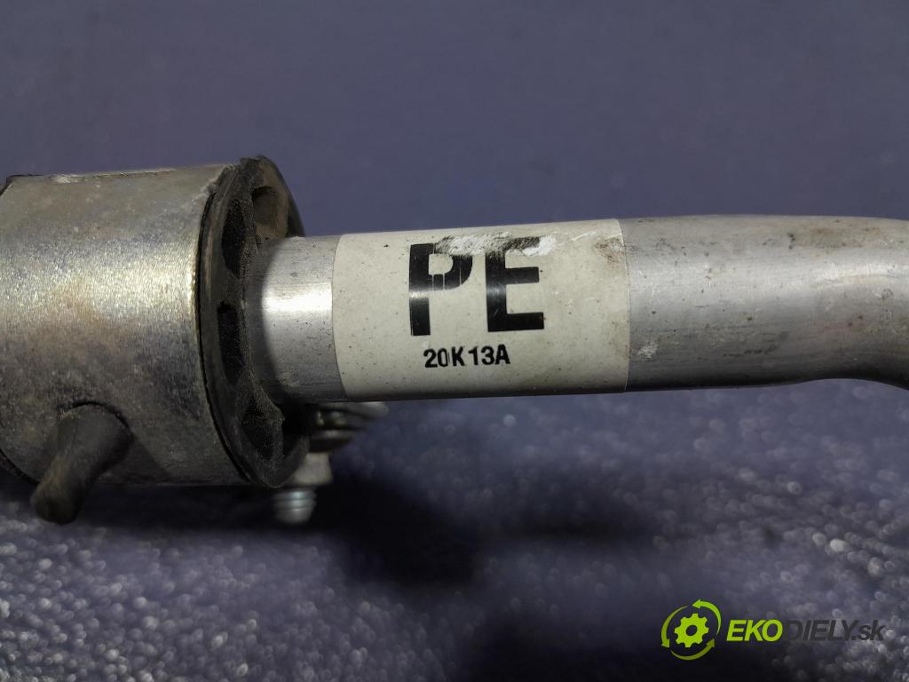 Mazda 3 2021 rúrka Klimatizácia: 