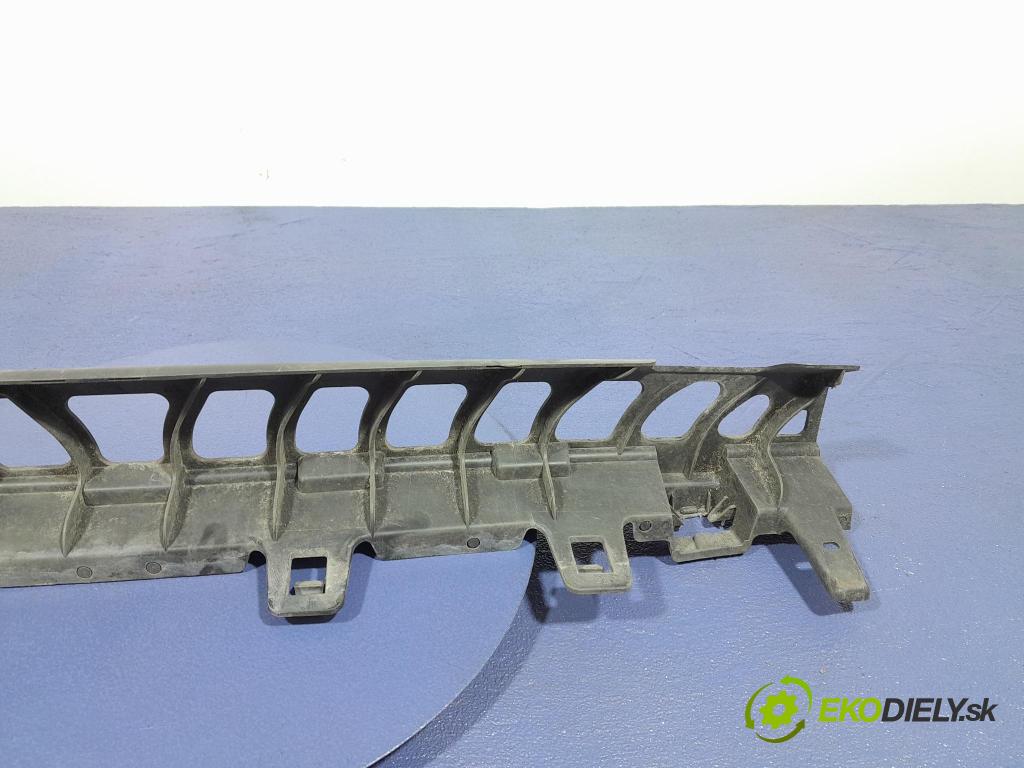 Mercedes S-klasa 2021 Upevnění: narazník A2238857200