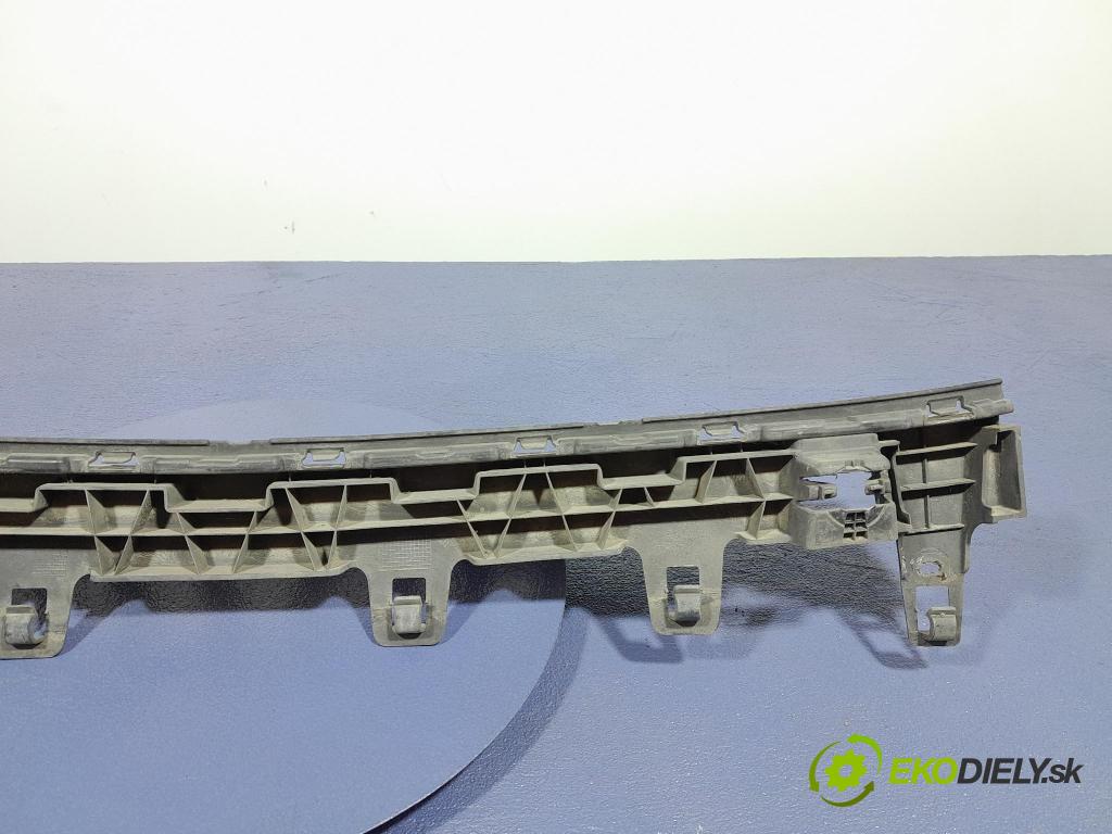 Mercedes S-klasa 2021 Upevnění: narazník A2238857200